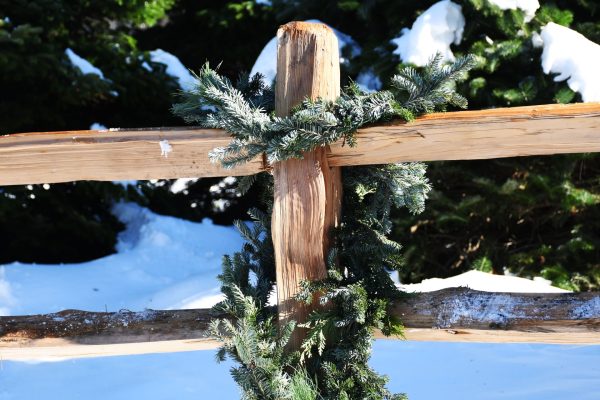 Christmas Farms Garland