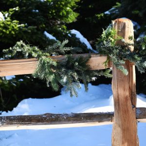 Christmas Farms Garland