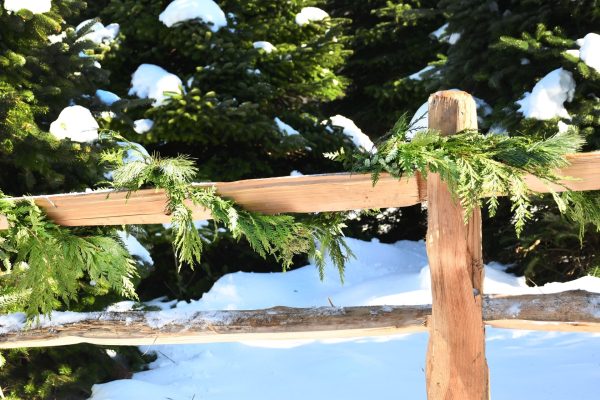 Christmas Farms Garland