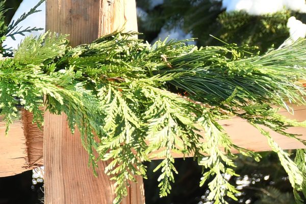 Christmas Farms Garland