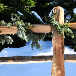 Christmas Farms Garland